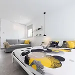 Casa Chamizo Villa
