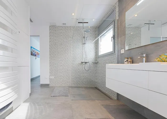Casa Chamizo וילה קמברילס